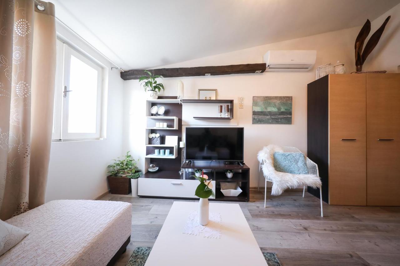 Apartment Rita 扎达尔 外观 照片